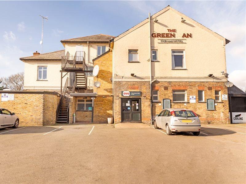 Oyo The Green Man Pub And Hotel Лондон Екстер'єр фото